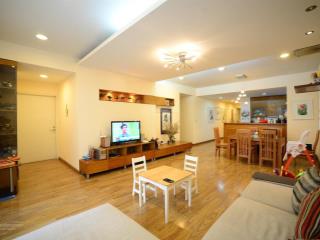 Cho thuê căn hộ liễu giai tower, 2pn, full đồ 18 tr/th.  0911 400 ***, vào ở ngay