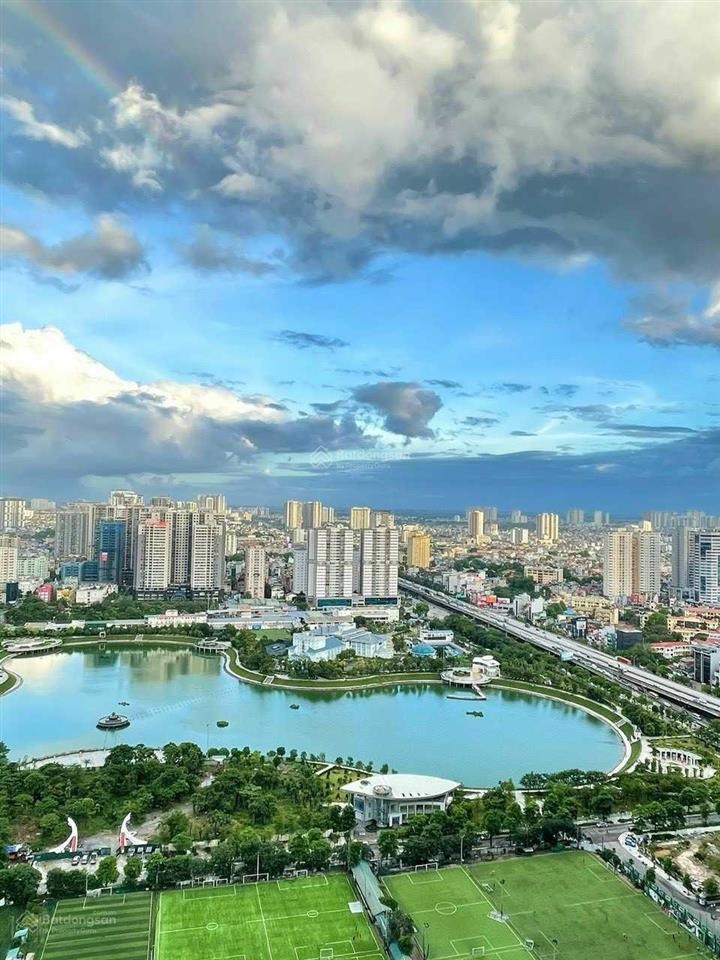 Chính chủ bán căn hộ góc 3pn đẹp view thoáng có lốt xe ô tô hapulico thanh xuân 12,8 tỷ. 0967 175 ***