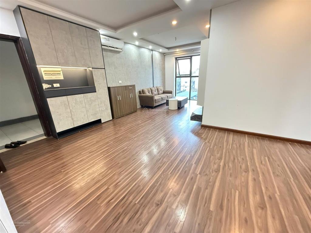 Bán gấp căn góc 3pn nội thất đẹp có lốt xe ô tô 35 lê văn thiêm thanh xuân giá 9,6 tỷ  0967 175 ***