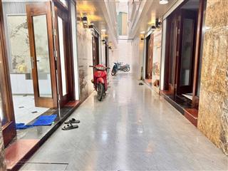 Bán nhà mặt phố nguyễn hoàng, 69,9 tỷ, 165m2, 13pn, 7wc, giá tốt, uy tín mt 7m