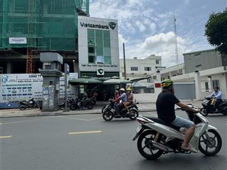 Gấp lắm rồi. mặt tiền lê văn sỹ, p.14, q.3 dt 4.5x20m nhà 3 tầng chỉ 30 tỷ thương lượng cho khách