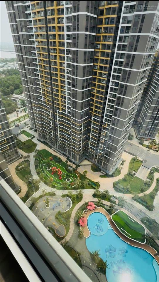 Bán 2pn + bs8 the beverly solari view cực đỉnh hồ bơi + sông giá hơn 3 tỷ