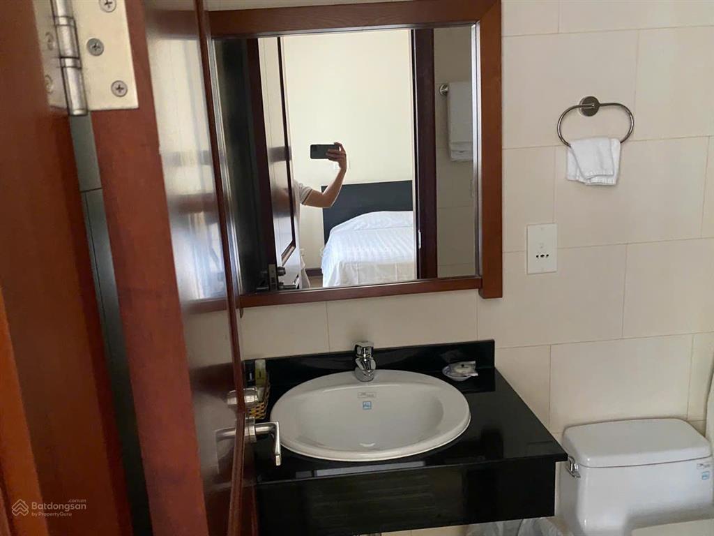 Bán ch 2 phòng 86m2 the lancaster hcm  sổ hồng lâu dài  tầng cao view sông