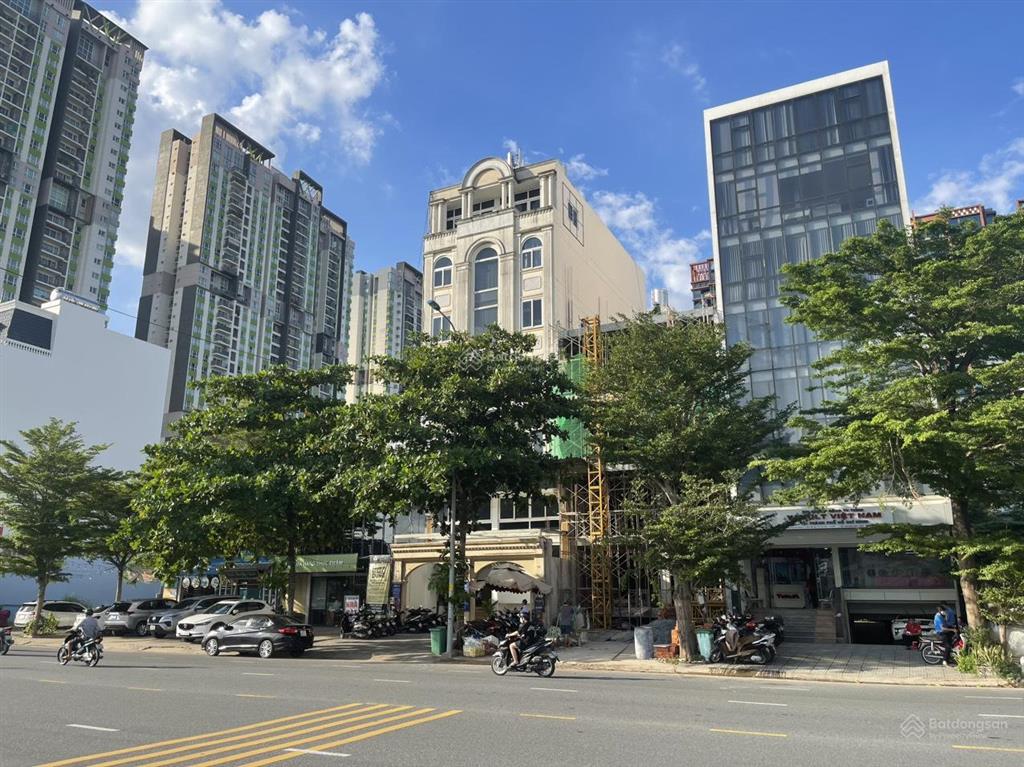 Siêu vị trí góc 2 mặt tiền đường đỗ xuân hợp  30x35m  đất trống  hdt 100tr  giá 120 tỷ