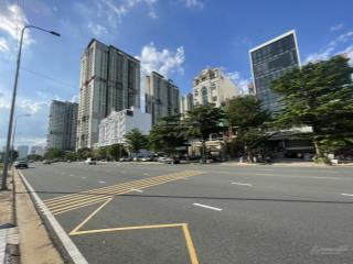 Siêu vị trí góc 2 mặt tiền đường đỗ xuân hợp  30x35m  đất trống  hdt 100tr  giá 120 tỷ