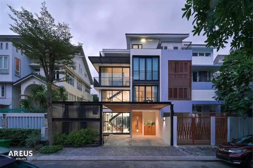 Biệt thự khu compound đường trần não giá tốt nhất, dt 10x20m, 2 tầng áp mái giá chỉ 35 tỷ tl