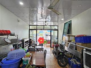 Chính chủ bán gấp nhà cấp 4 mặt phố ngô gia tự dt 82m2, mt 4.5m, kinh doanh.