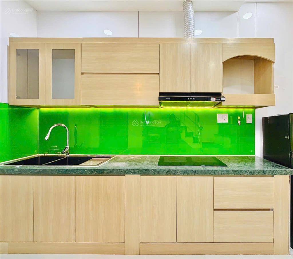Nhà chủ mới đẹp 3,2x 8 đúc trệt lầu gồm 2 pn 2wc gần ngã 3 tân sơn quang trung p 8 giá 3 tỷ 880 tr