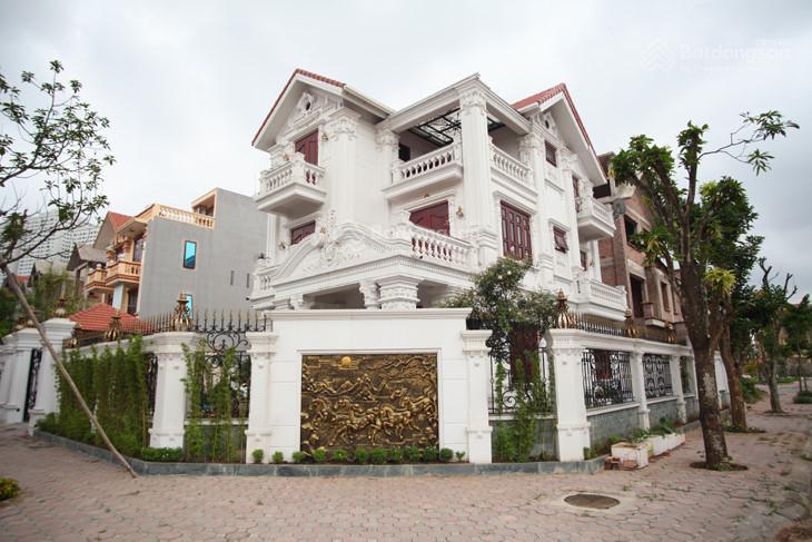 Chính chủ bán nhà mặt tiền 350m2 đường nguyễn thị diệu quận 3