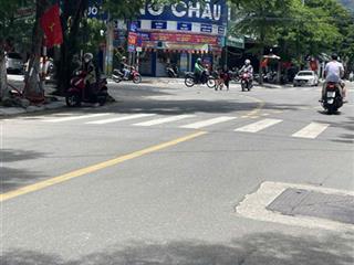 Bán đất tại lê tấn trung, tặng nhà hiện đại 5 tầng, 13 tỷ, 100m2, cách biển du lịch 600m.