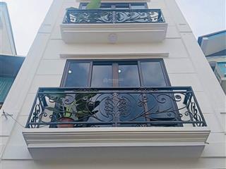 Chị em cần bán căn nhà đẹp này tại quang tiến