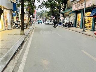 Bán nhà bà triệu, hà đông  40m2  5 tầng  sổ vuông đẹp  ô tô đỗ cổng  dòng tiền 25tr/ tháng