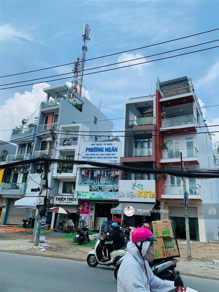 Siêu phẩm mặt tiền giá tốt đầu tư, nhà mặt tiền đường cách mạng tháng tám, p10,q3, giá chỉ 296tr/m2