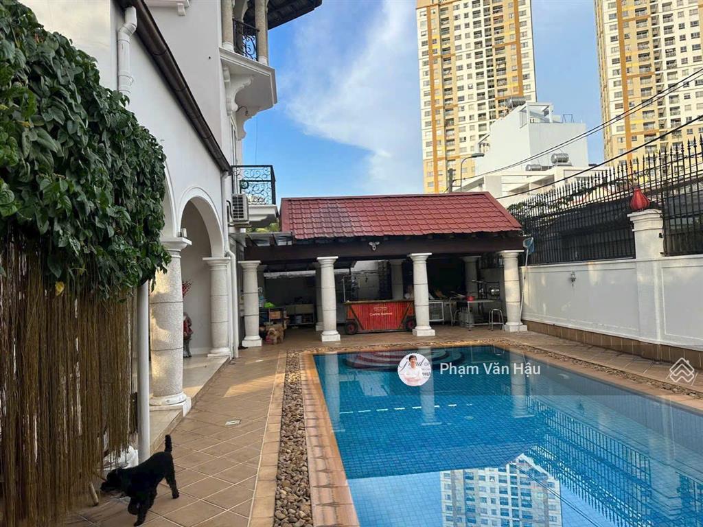 Siêu phẩm biệt thự đẹp compound thảo điền 1, góc 2 mt nguyễn văn hưởng  thảo điền  dt 22x30m