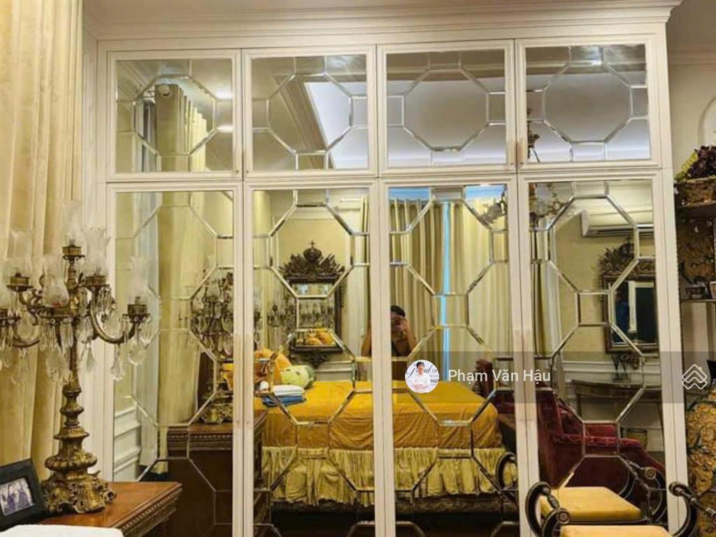 Biệt thự hầm + hồ bơi trung tâm thảo điền 68 tỷ cho 303.7m² đất, giá hiếm khó tìm, ngay quốc hương