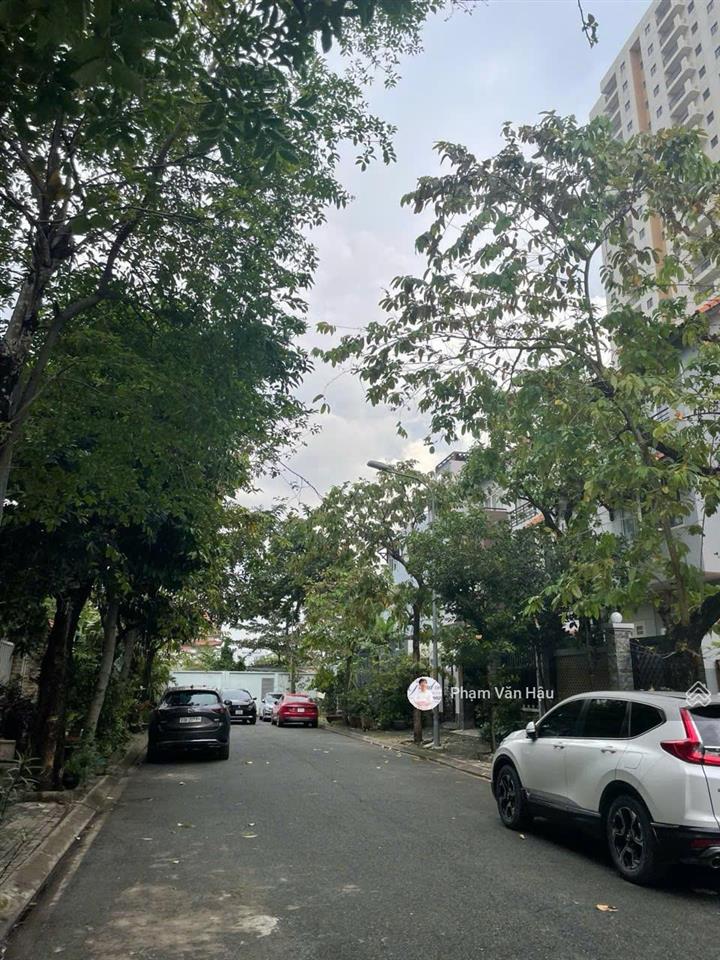 Biệt thự khép kín 44 căn duy nhất, bảo vệ 24/24, lương định của  an khánh q2 bán gấp chỉ 30.5 tỷ