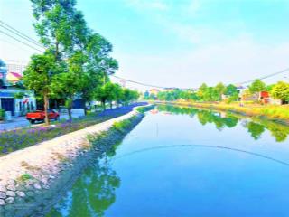 Mình cần bán đất mặt tiền đường nhựa 10m view sông  245m2 sổ hồng riêng kdc vĩnh phú 1