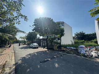 Đất biệt thự kdc vĩnh phú i  view sông 220m2 (10x22) đường nhựa 6m + vỉa hè 2m  hướng đông bắc