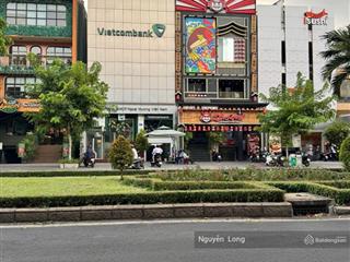 Giảm mạnh 18 tỷ về 79 tỷ, bán nhà hầm + 8 tầng 8 x20m mt phan xích long cho thuê 320tr/tháng