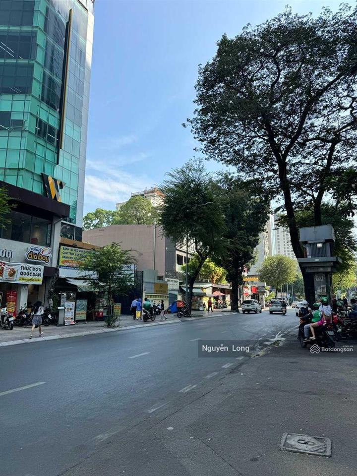 Giảm 100 tỷ bán khuôn đất vị trí vàng 15x31m nguyễn thị minh khai ngay nam kỳ khởi nghĩa, quận 1