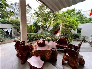 Bán biệt thự góc 2 mặt hẻm xe hơi cách mạng tháng tám 18x25 hầm 4 tầng giá giảm còn 85 tỷ