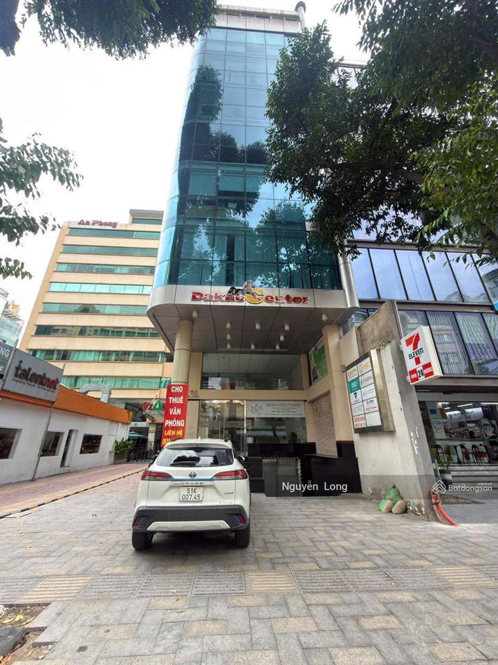 Bán nhà 2mt đường mạc đỉnh chi 10 x24 hầm 10 tầng đang cho thuê 600 triệu/tháng giá chỉ 235 tỷ