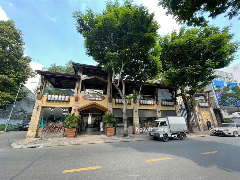 Giảm 135 tỷ còn 170 tỷ bán nhà 2mt lê văn việt 36mx68m ctxd hầm 15 tầng, cho thuê 1,8 tỷ/tháng