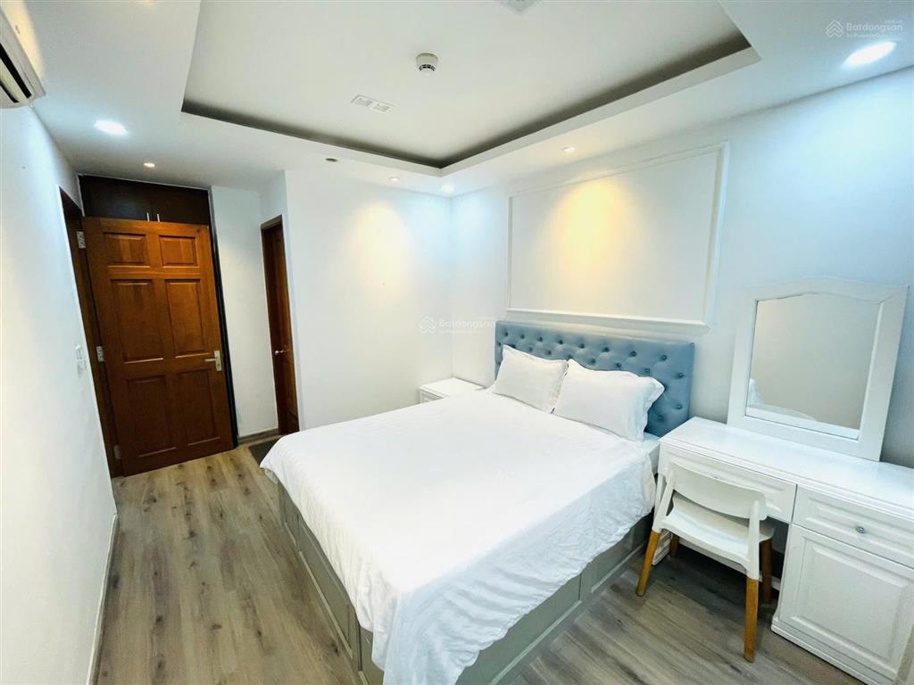 Cho thuê cc sky center, 2pn, 74m2, chỉ với 16 triệu tại phổ quang, tân bình, hcm