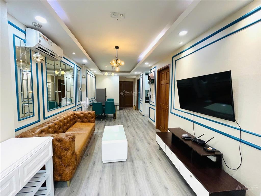 Cho thuê cc sky center, 2pn, 74m2, chỉ với 16 triệu tại phổ quang, tân bình, hcm