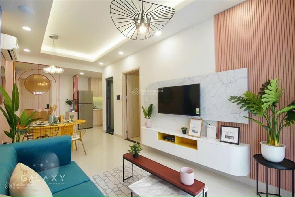 Bán căn hộ chung cư new galaxy, 63m2, 2pn, 1wc, giá 2 tỷ đã vat giá thật không ảo