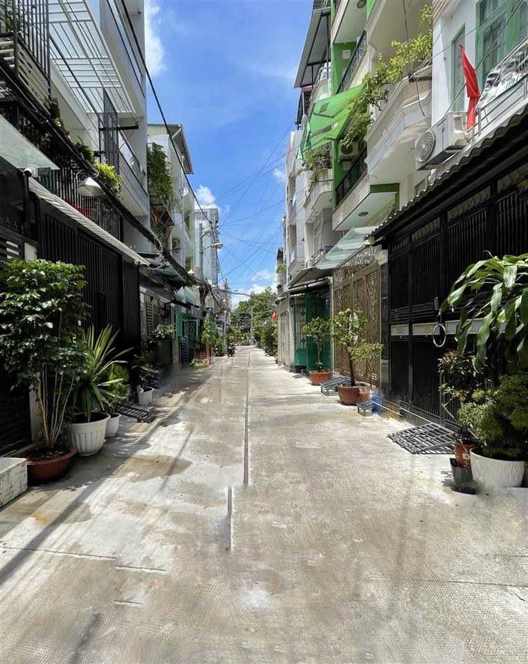 Chủ gấp bán  nhà 4 tầng  hxh lê văn sỹ  quận 3  dt chuẩn (4.2x15) chỉ 11 tỷ 99 tl