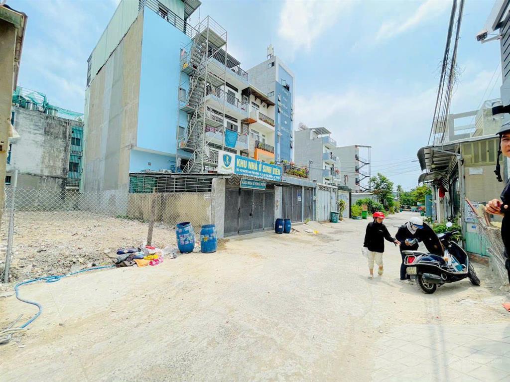 Bán đất an phú đông, hẻm 43/46 vườn lài, gần chợ, cách trường đh nguyễn tất thành 100m, giá 5,4 tỷ