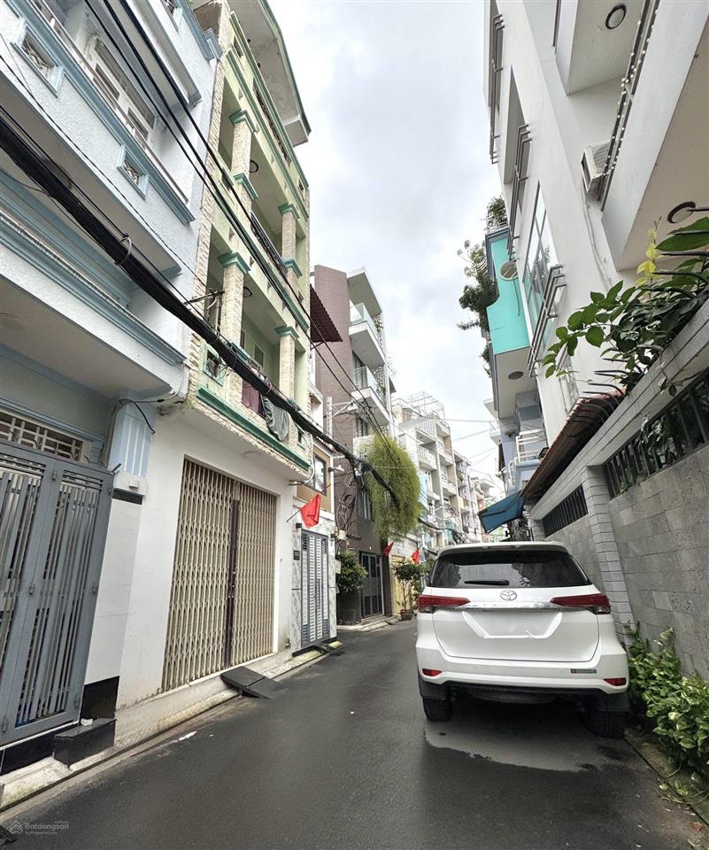 Hẻm ôtô  (4.2 x 15.5) đường thích quảng đức, phú nhuận chỉ 8.79 tỷ