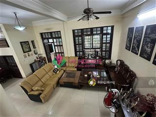 Cho thuê nhà nguyên căn "view sông" 3 tầng thảo điền, quận 2 (10x11m), cho làm airbnb. giá 45tr/th