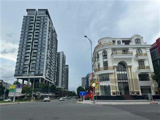 Vị trí đắc địa ngay trung tâm hành chínhthạnh mỹ lợi, q2, biệt thự view sông (450m2). giá 295tr/th