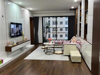 Chính chủ bán căn hộ 3 phòng ngủ 97m2. tầng trung