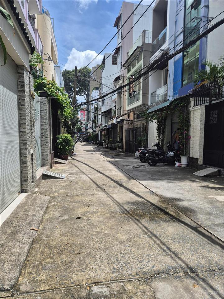 Nhà 5.2x19m nguyễn tri phương q10  hẻm ô tô 8m  có kết cấu sẵn ở liền  giá 19.5 tỷ  0906 366 ***