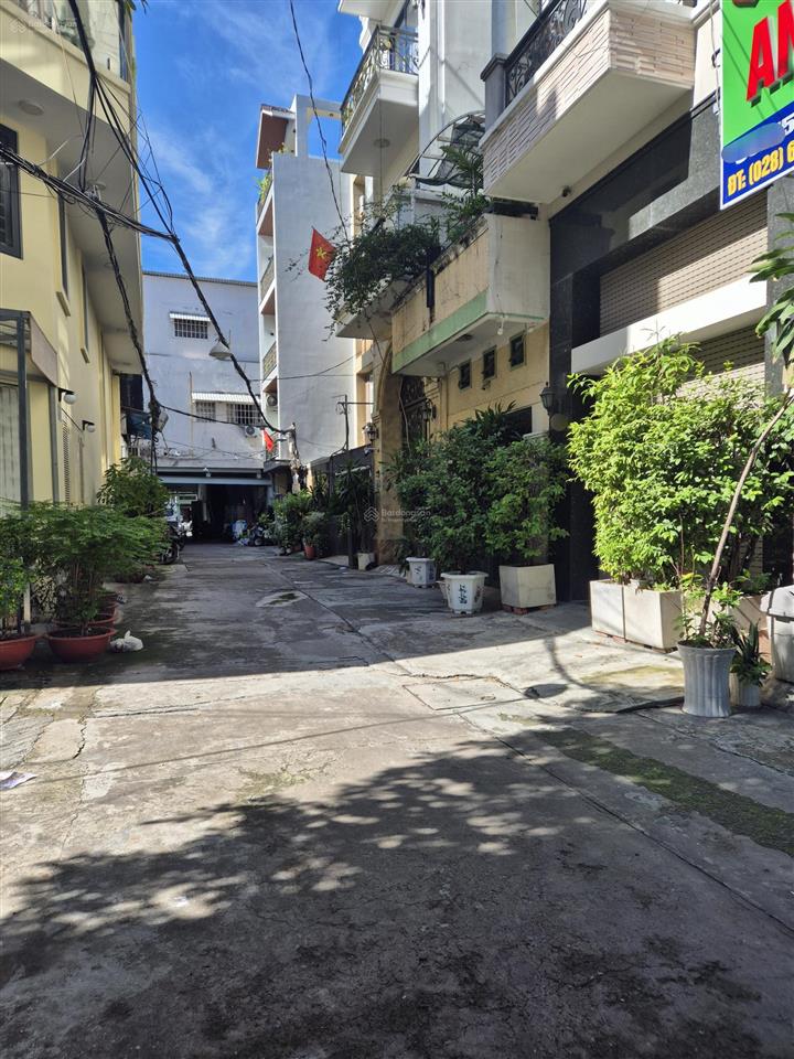 Bán nhà 4.1x18m trần hưng đạo  q5  4 lầu thang máy hẻm ô tô nhà đẹp ở liền  giá chỉ 18,5 tỷ