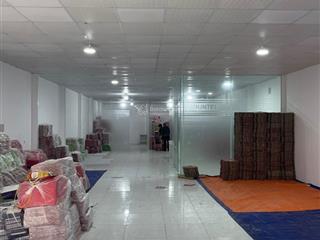Cho thuê kho thành thái, dịch vọng 186m2 thông đẹp cao ôtô tải đỗ cửa, giá 25tr/th 0989 031 ***