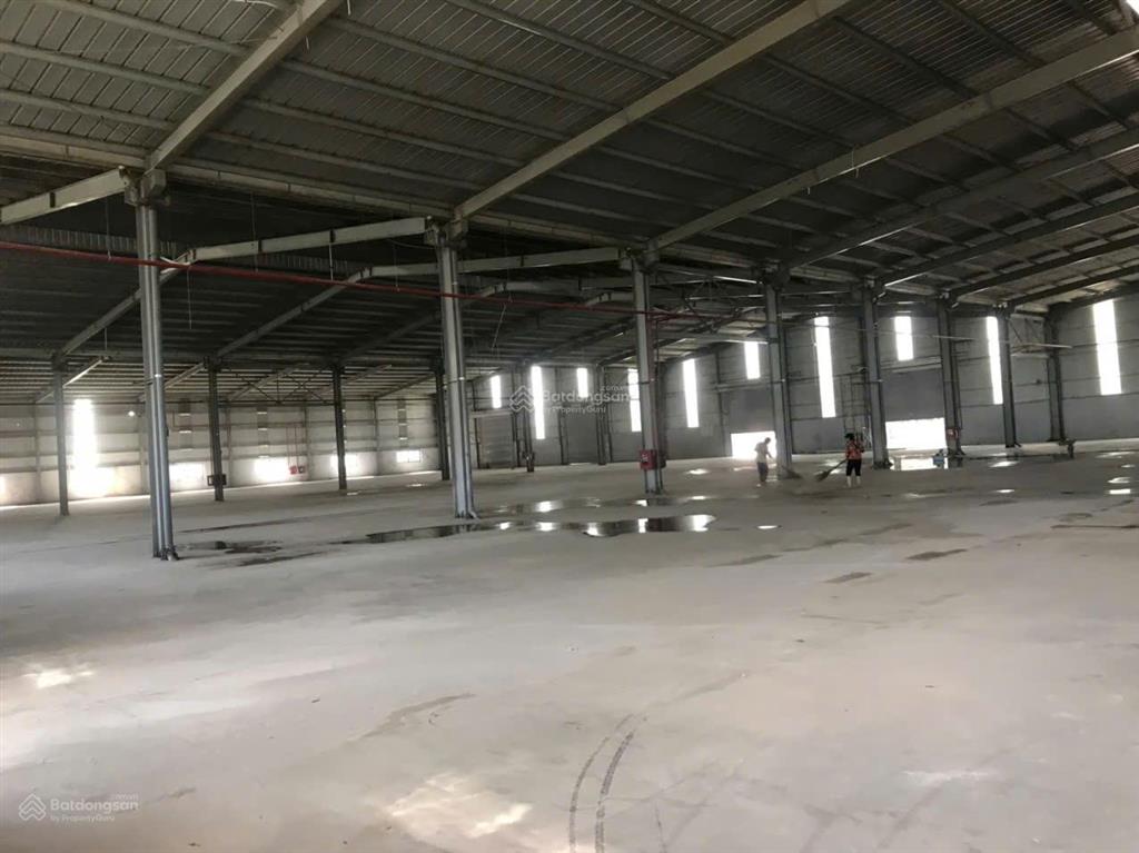 Cho thuê kho xưởng 1100m2 khu công nghiệp ngọc hồi, thanh trì, giá 90k/m2 pccc tự động, 0989 031 ***