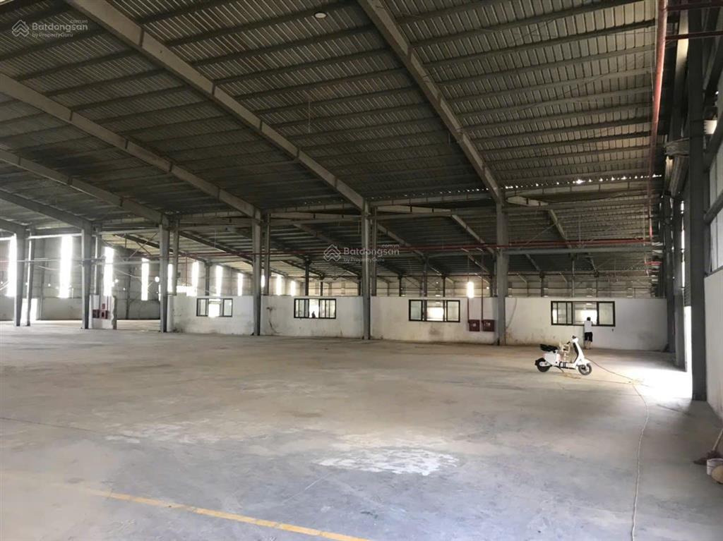 Cho thuê kho xưởng 1100m2 khu công nghiệp ngọc hồi, thanh trì, giá 90k/m2 pccc tự động, 0989 031 ***