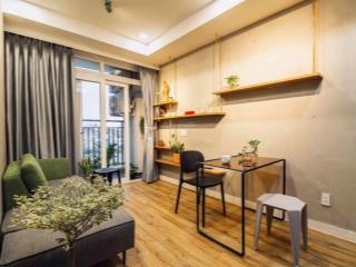 Căn hộ có ban công, full nội thất, dt 51m2, 2pn/1wc  2.550 tỷ (bao thuế phí sang tên)