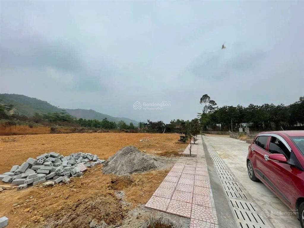 Chỉ 500tr sổ hồng cất két, vị trí trung tâm cách k9 chỉ 5km  ngay 0979 534 ***