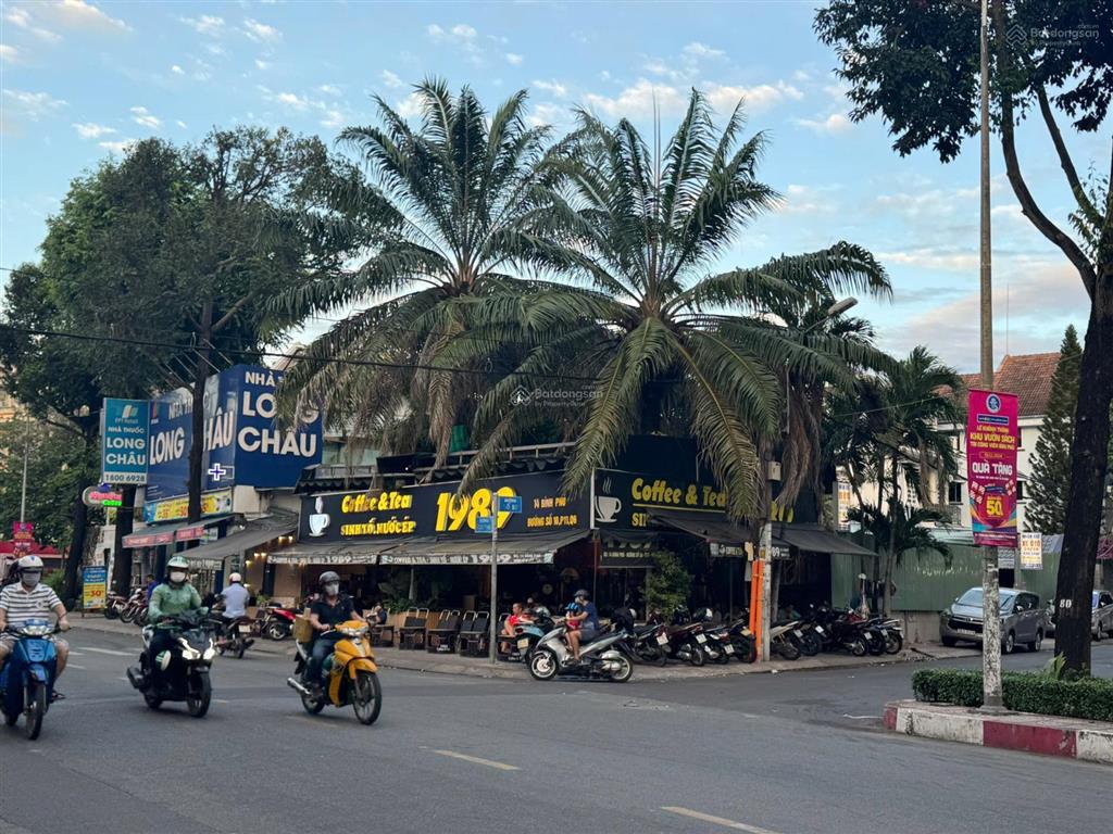 Góc 2mt  bình phú & đường số 10 quận 6 dt 25m x 30m  672m2  giá 105 tỷ