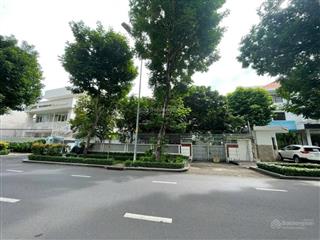 Bán nhà mt trương định 20m x 35m công nhận 601m2 giá 240 tỷ ( siêu khan hiếm)  duy nhất