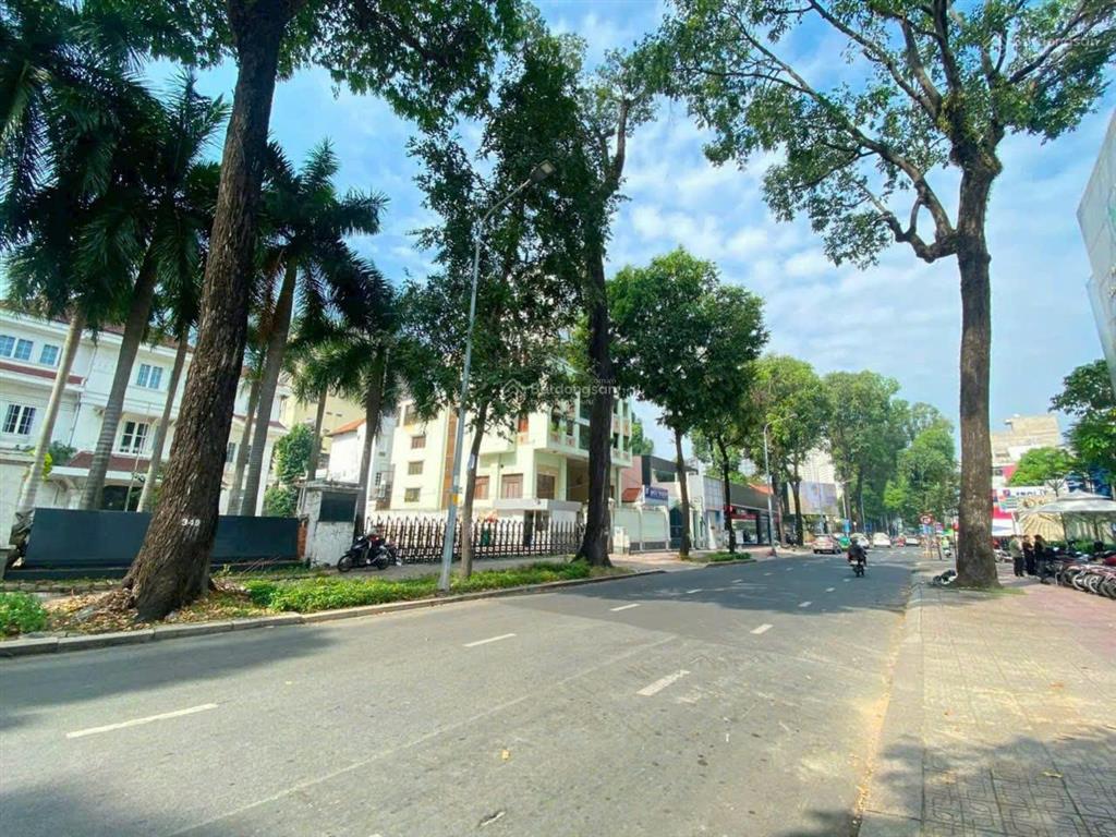 Bán nhà mt pasteur, p. vts, quận 3  dt 10m x 30m công nhận 300m2  giá 120 tỷ
