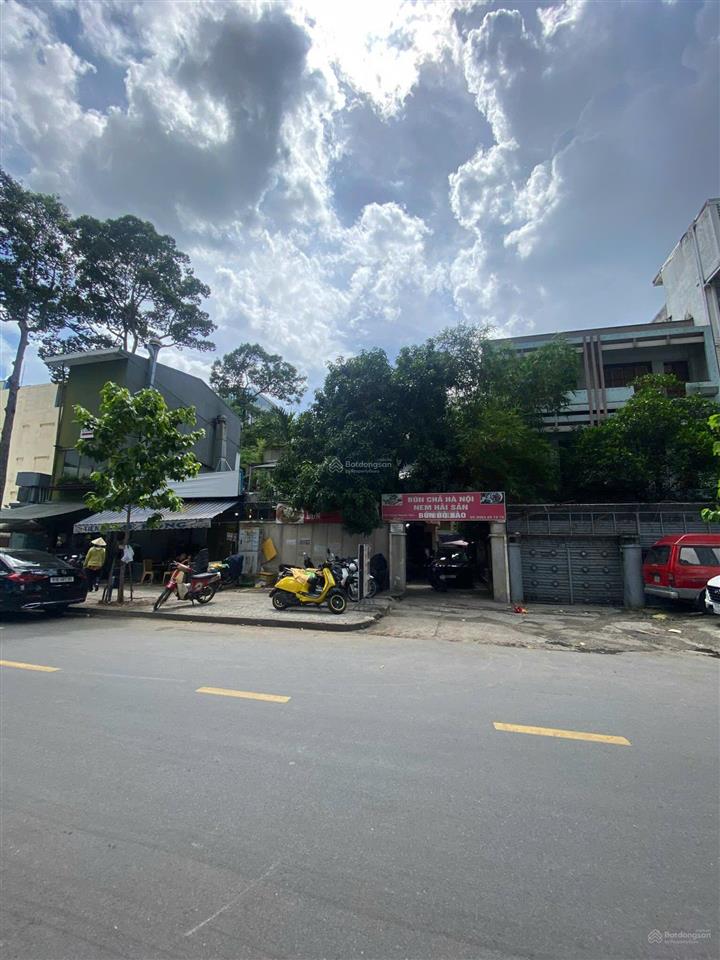 Bán nhà mt sương nguyệt ánh, p. bt, quận 1  dt 10m x 40m công nhận 400m2  250 tỷ