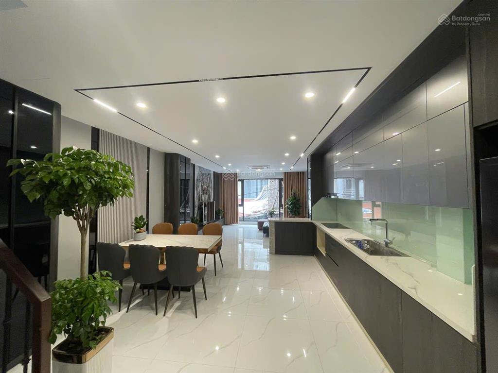 Bán nhà ngọc thuỵ 68m2 x 6 tầng,thang máy x 4,7m mặt tiền,ô tô tránh ,kinh doanh,full nội thất,