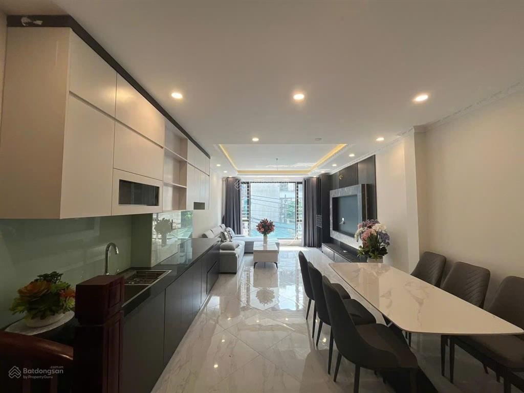 Bán nhà thạch bàn 46m2 x 6 tầng,thang máy,ngõ thông ô tô vào nhà,full nội thất