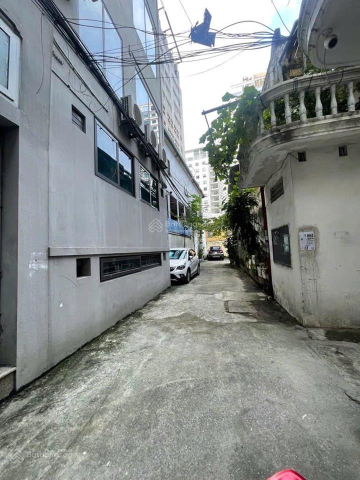 Bán đất tặng nhà  vạn phúc ba đình  ngõ thông tứ phía  ô tô đỗ cửa  70m2  mặt tiền 5m6